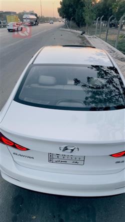 هیوندای ئەلەنترا
